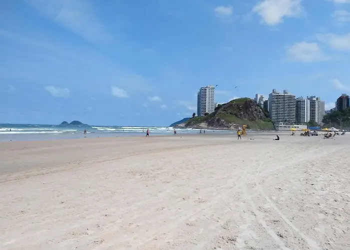 Apto Guarujá 1 Dorm com Garagem Coberta 280m da Praia
